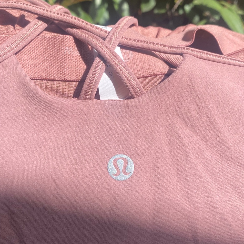 Lululemon Free To Be Tank Everlux Pink Taupe ~ Size 6 - Picture 9 of 9